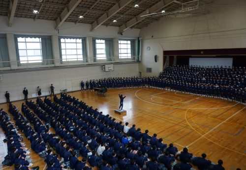 3.2 ３年生へサプライズ