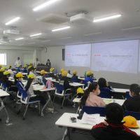 カヤバ株式会社　岐阜北工場を見学しました。