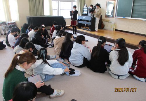 お笑い選手権（６年生）