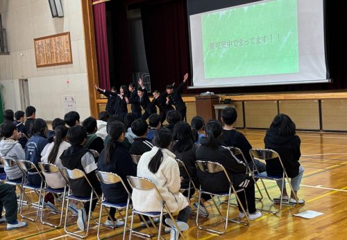 笑いと学びの新入生説明会