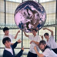 大東京を楽しんでいます（修学旅行⑥）
