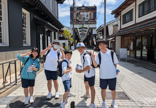 現在、黒壁スクエアです。（阿納研修②）