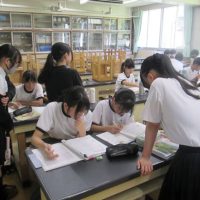 夏休みの学校