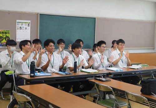 教育実習始まる（～９月２６日）