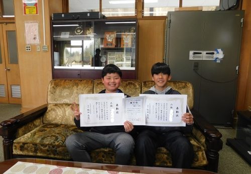 栄光を讃える　６８