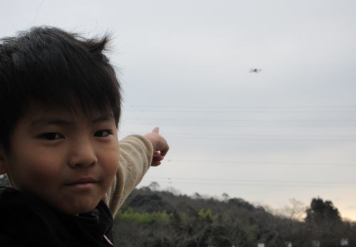 ドローンが飛んだ