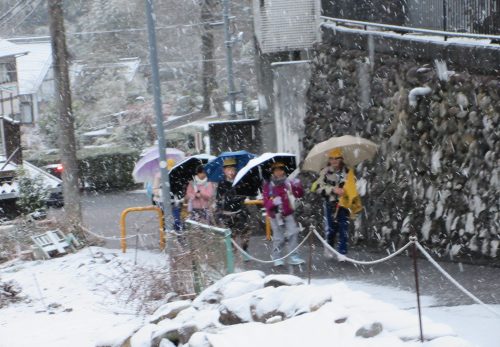 ❄️雪の中の登校