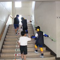 ５年生　高齢者体験