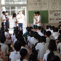 ２年生　学年集会　転入生，教育実習生紹介