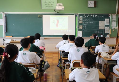 将来に向けて丈夫な骨づくりを考えよう！（1年生）